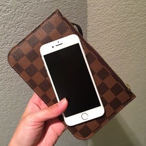 Authentic LOUIS VUITTON Damiere Ebene POUCH